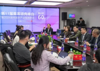 奥特莱斯产业年度大事件，阅读量破千万，引发全国权威媒体持续报道