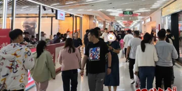 华盛奥莱13周年庆活动收官，五一国货大放异彩