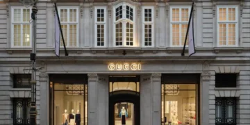 Gucci母公司遭下调评级，是近20年最低水平