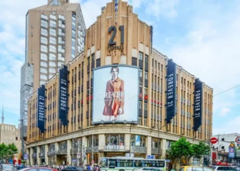 Forever 21运营商拟关闭200家店 或进入破产程序
