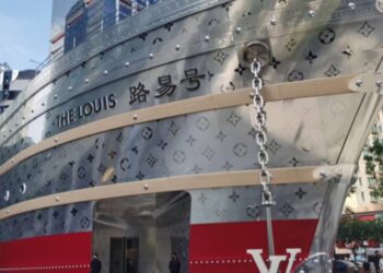 LV全球唯一“路易号”巨轮亮相上海