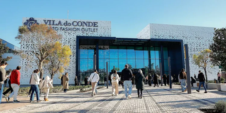 葡萄牙Vila do Conde Porto Fashion Outlet二期开业